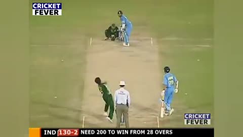 SACHIN TENDULKAR MASSIVE BATTING 141 RUNS | IND VS PAK 2ND ODI MATCH 2004 | SHOCKING BATTING EVER🔥😱