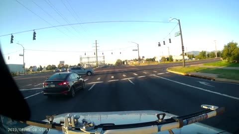 Nissan Runs Into Jeep Wrangler Running a Red Light