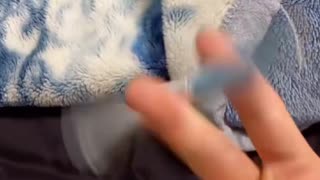 AMAZING BALLPEN TRICK