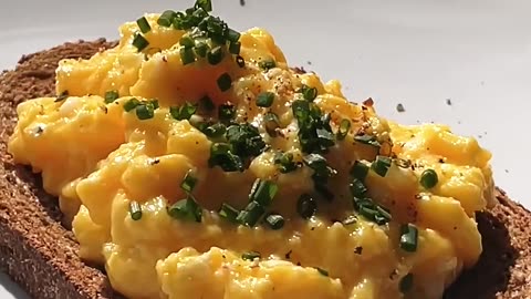 Easy Scrambled Eggs For Students