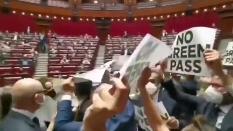 Meloni: Fratelli d’Italia in Aula contro l’obbligo del Green Pass (VIDEO)