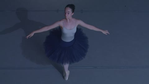 Ballet dancer twirling on toes