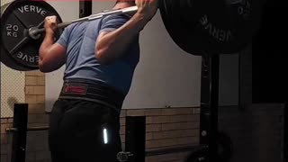 Squats 225 kg, Slow Push ups with commentary.