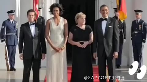 Barack Obama pozabi, da mora Michaela klicati v javnosti MICHELLE!