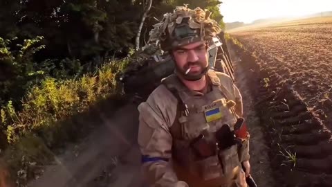 Ukrainians Discuss What to Do with Mortally Wounded Russian Soldier