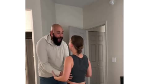 Husband has priceless reaction when he finds out he'll be a dad