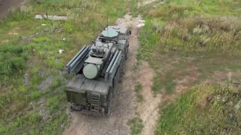 📹 Combat operation of Western MD's Pantsir-S1 self-propelled anti-aircraft missile and gun systems