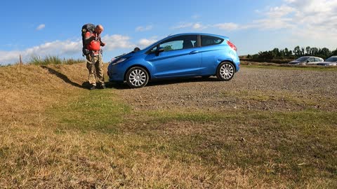 Getting ready for a long hike to Brat Tor, Bleak house ruons, great links Tor and arms Tor.