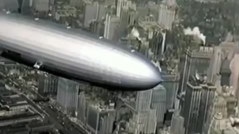 Hindenburg flying over NYC an hour before the incident in New Jersey, 1937