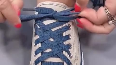 How to tie shoe laces