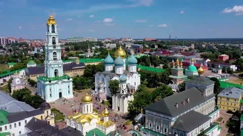 Sergeyev's Holy Trinity Monastery, Russian fusion