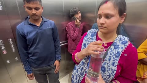 Lift prank