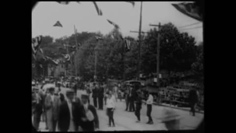 Confederate Veterans Take Part in a Parade In Jacksonville in May 1914