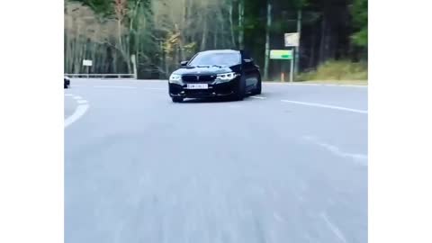 BMW driving skills,BMW drifts like a pro