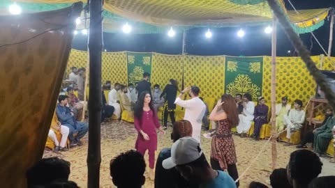 Karachi famous mujra