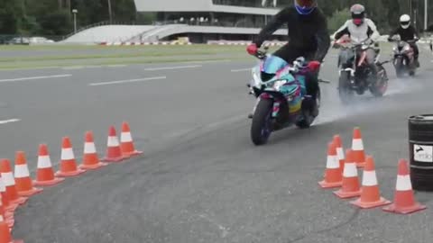 KTM 450 Supermoto Vs. Kawasaki Ninja racer