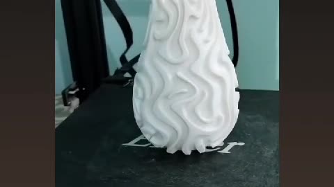 "Crafting Beautiful 3D Printed Flower Vases: Bringing Nature's Beauty to Your Home"