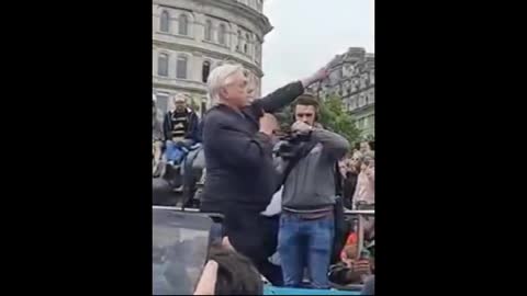 David Icke : Discours lors du rassemblement Unite for Freedom, Trafalgar Square, Londres, 29 août 2020 (Clare Swinney) (VOST)