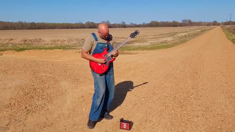 " Lightnin' boy ! " Gabe King plays at the REAL crossroads. LOL