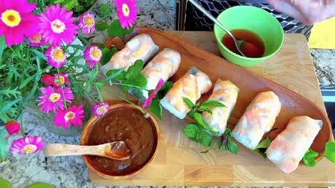 Simple and easy to make Vietnamese Fresh Spring Rolls Recipe