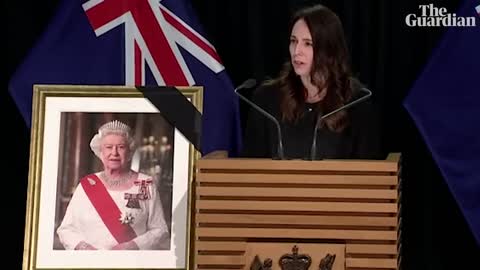 Jacinda Ardern on how she found out the Queen had died_ 'A torch shone into my room'