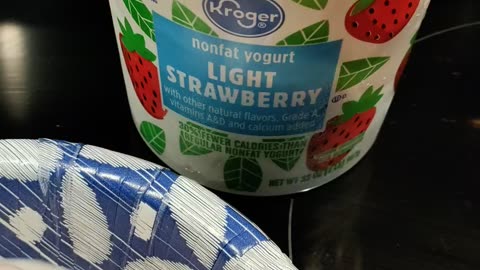 Eating Kroger Light Strawberry Lowfat Yogurt, Dbn, MI, 10/7/23