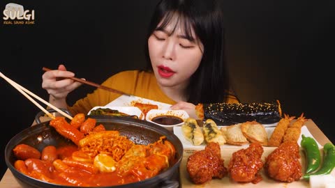 ASMR MUKBANG EATING