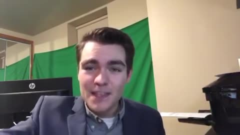 NICK FUENTES - Bill Mitchell 4D Chess Underwater (Periscope)