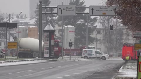 [NEUES HLF] Doppelalarm Feuerwehr Karlsruhe