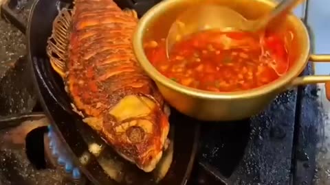 Asian Street Food | Hotplate Fried Fish with Red Sauce