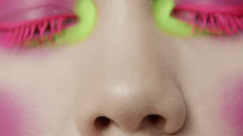 make-up in pink and green