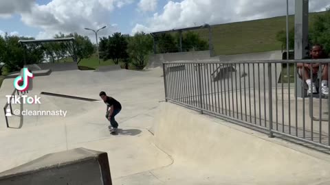 Quick sesh at #Pearsall #SkatePark , #Skate #SkateLife #skateboarders #skateboarding #skateboard