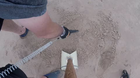 beach metal detecting (6)