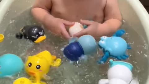 Baby water fun toys shower