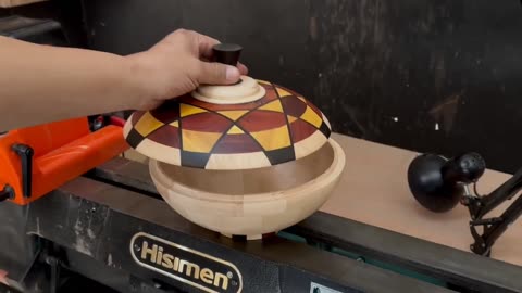 CRISSCROSS COLORS, woodturning