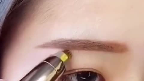 Get Flawless Brows with the Best Electric Eyebrow Trimmer