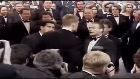 Jean-Claude Van Damme vs. Dolph Lundgren [Cannes, 1992]