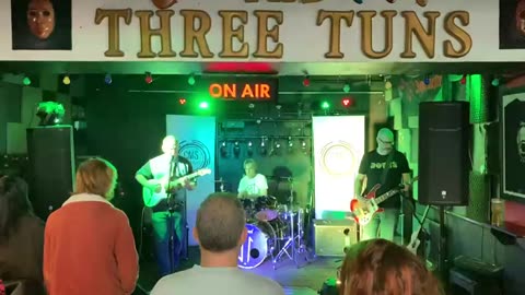 The False Poets - Tell Tale Heart (Live at The Three Tuns)