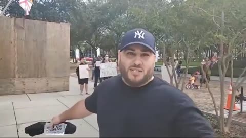 BLM & Antifa Riots 2020 - 2020-09-19-20-51-13-This-guy-is-straight-clownin-Tampa-FL.mp4