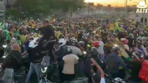 While the world rises up against elites, Brazil President Bolsonaro shows he stands with the people