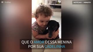 O amor dessa criança pelo seu cão vai contagiar você