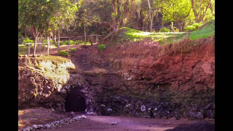 Secrets of Dust Cave with Lara Homsey-Messer - host Mark Eddy