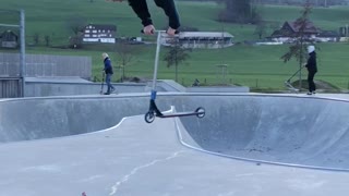 Full Stretch Scooter Flip