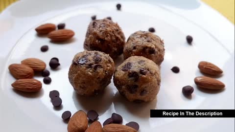 Keto Recipes - Almond Butter Energy Balls