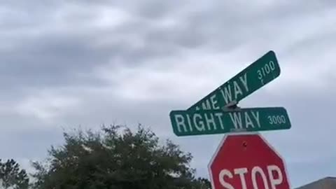 How to give directions here_