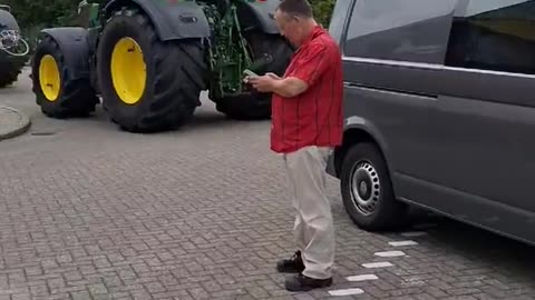 Dutch farmers convoy not allowed to enter the Hague