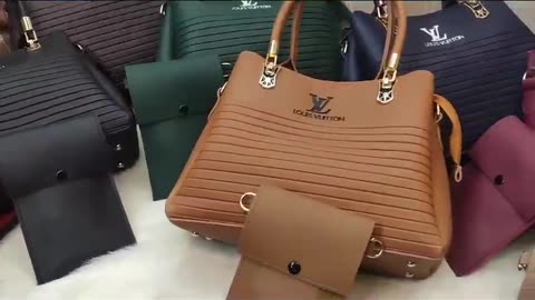 New 2 Pcs Lv Shoulder bag for girls