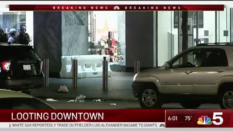 Chaos erupted in downtown Chicago early Monday morning