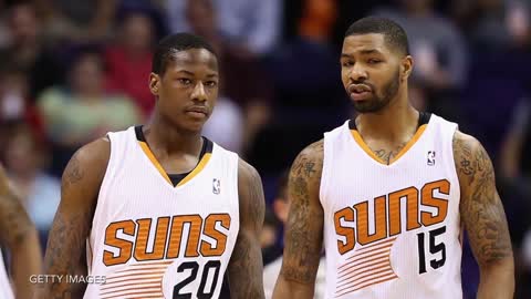 Phoenix Suns Markieff Morris & Archie Goodwin Fight on Bench