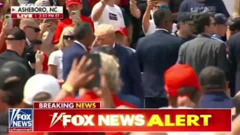 A Woman Fainted in the Stands So Trump Stopped the Rally, Went to Check on Her, and Gave Her a Kiss